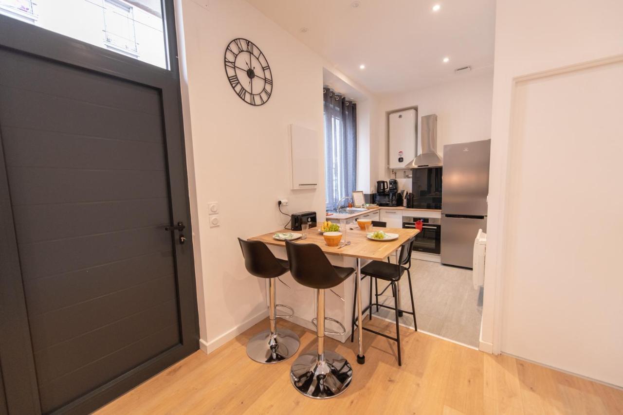 Kasa Loft Centre 2 - Wifi Et Tv - Confortable Et Stationnement Gratuit A Proximite แซงต์-เอเตียน ภายนอก รูปภาพ