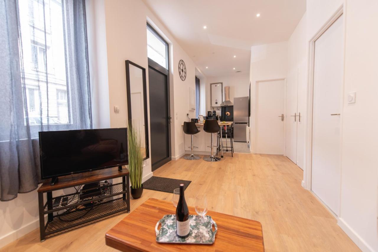 Kasa Loft Centre 2 - Wifi Et Tv - Confortable Et Stationnement Gratuit A Proximite แซงต์-เอเตียน ภายนอก รูปภาพ