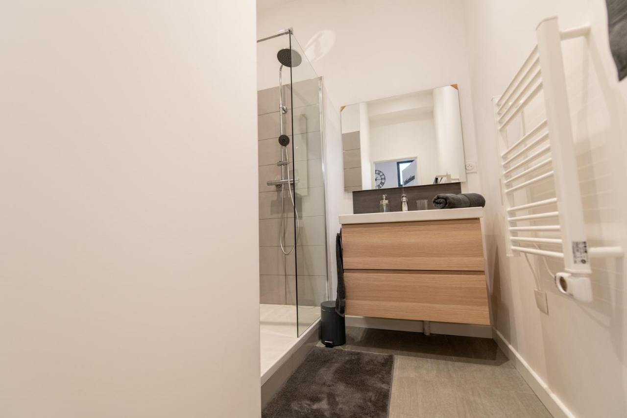 Kasa Loft Centre 2 - Wifi Et Tv - Confortable Et Stationnement Gratuit A Proximite แซงต์-เอเตียน ภายนอก รูปภาพ