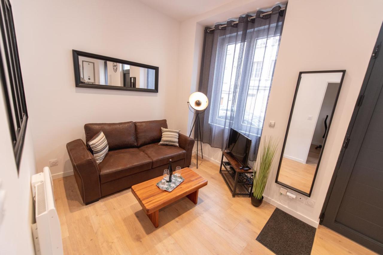Kasa Loft Centre 2 - Wifi Et Tv - Confortable Et Stationnement Gratuit A Proximite แซงต์-เอเตียน ภายนอก รูปภาพ